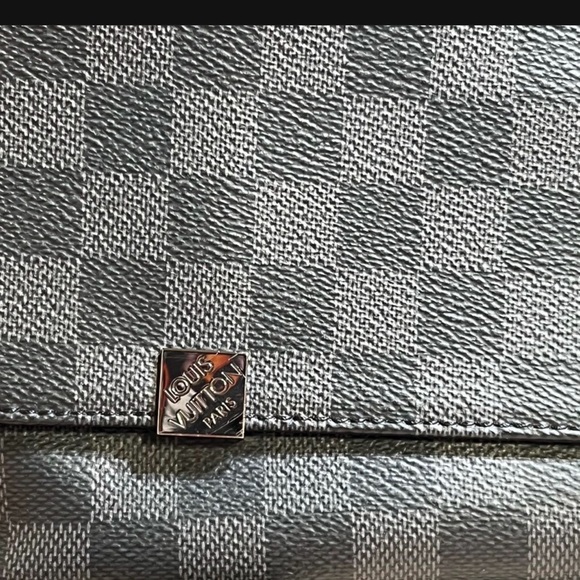 Good condition - Picture 2 of 3